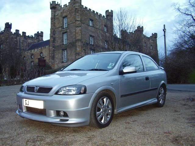 aimg.photobucket.com_albums_v318_markmk_mysri02.jpg