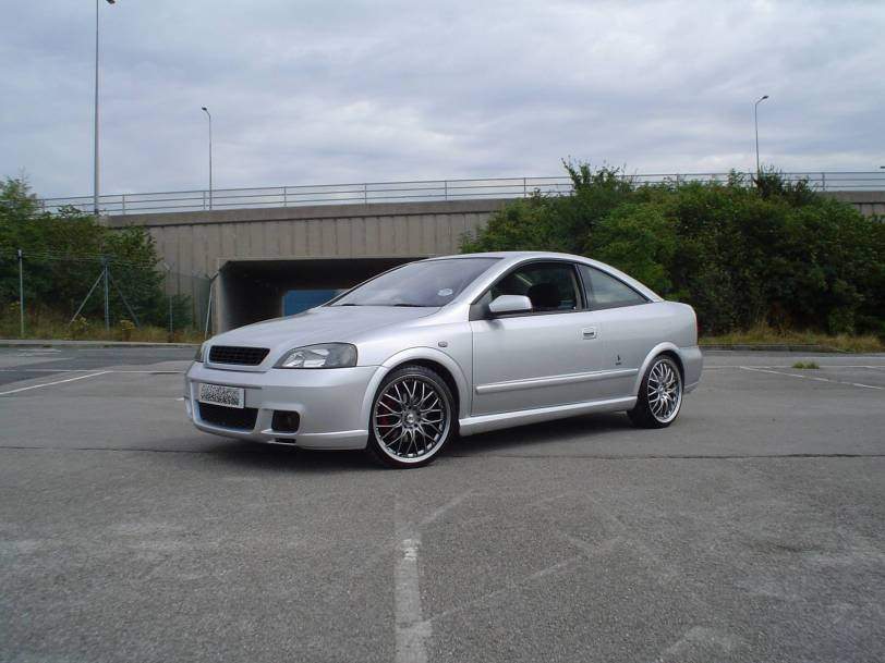 ai10.photobucket.com_albums_a114_andyw823_coupe002_1.jpg