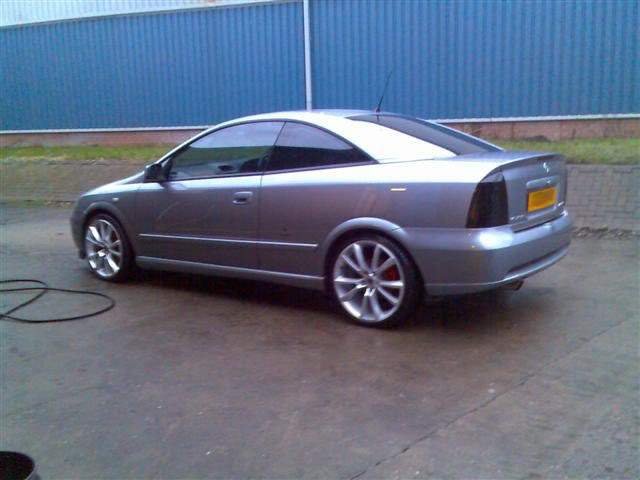 ai90.photobucket.com_albums_k262_evocarlos_Image121Small.jpg