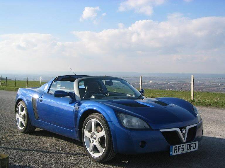 ai16.photobucket.com_albums_b44_crimson_Killa_My_20Car_IMG_2114.jpg