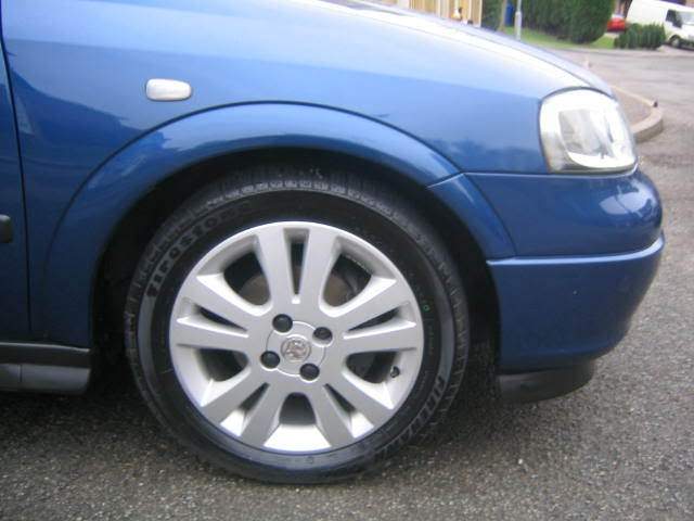 ai31.photobucket.com_albums_c394_Simd_Matts_Carts034.jpg