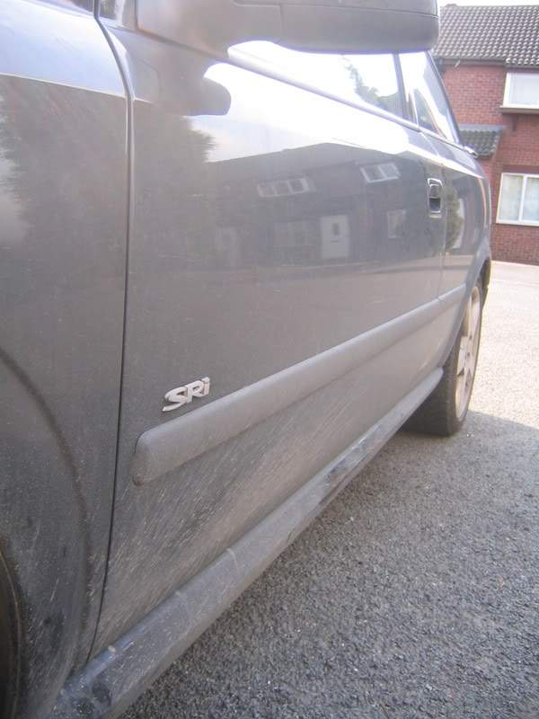 ai31.photobucket.com_albums_c394_Simd_astra_2007_Carapril07044.jpg
