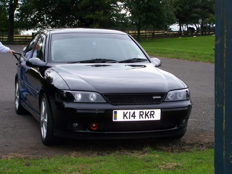 ai69.photobucket.com_albums_i46_kirky1973_100_0145.jpg