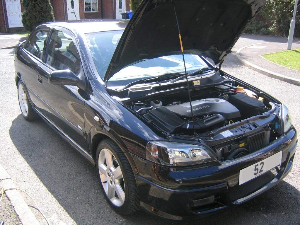 ai31.photobucket.com_albums_c394_Simd_Astra_20april_2006_Carapril06001.jpg