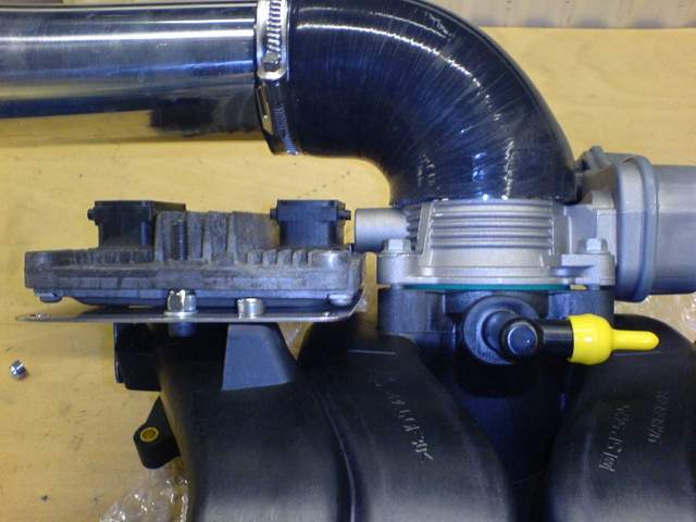 ahomepage.ntlworld.com_w.marsland1_ECU_20Plate_plug_20gap_20half_20plate.jpg