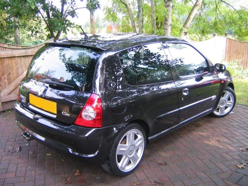 ai31.photobucket.com_albums_c394_Simd_Clio_20polished_Camera214.jpg