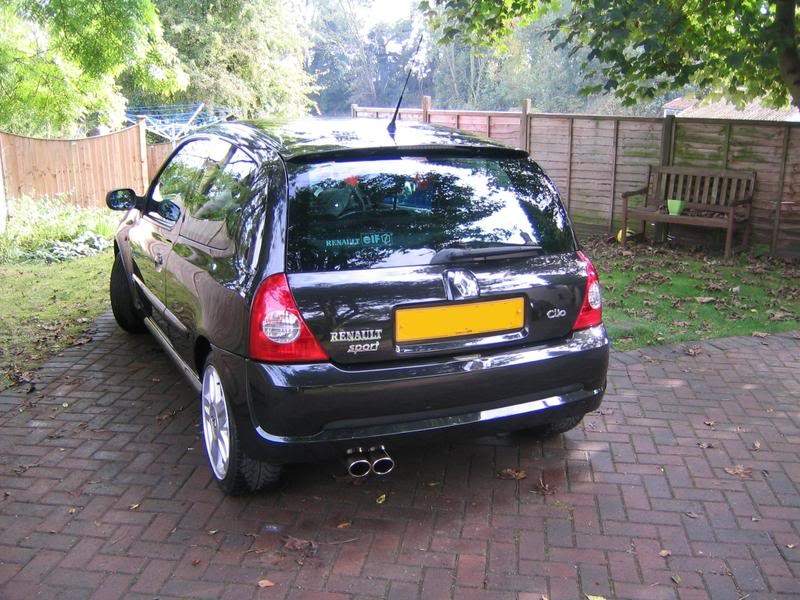 ai31.photobucket.com_albums_c394_Simd_Clio_20polished_Camera220.jpg