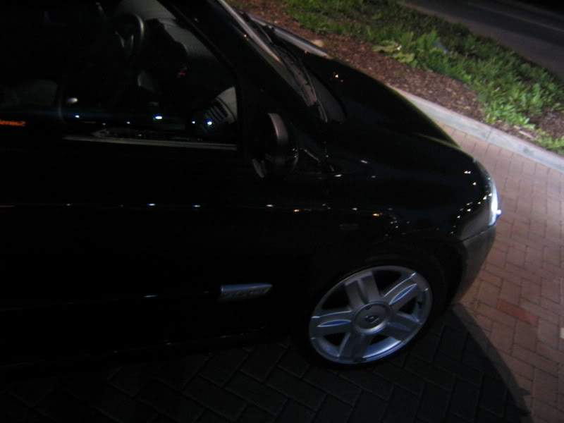 ai31.photobucket.com_albums_c394_Simd_Clio_20polished_Camera224.jpg