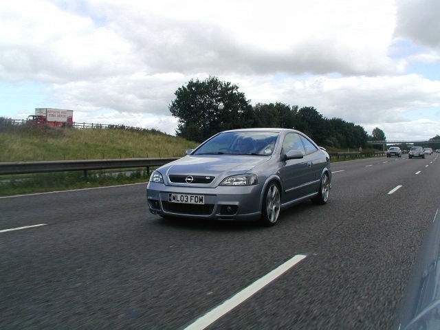 ahomepage.ntlworld.com_w.marsland1_motorway_20pics_lightning_20coupe_20_3.jpg