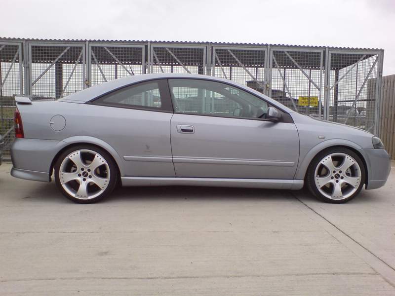 ahomepage.ntlworld.com_w.marsland1_eibach_206040_Side.jpg