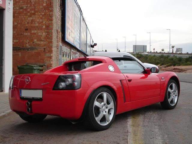 ai189.photobucket.com_albums_z214_mcfly_is_back_DSC07941.jpg