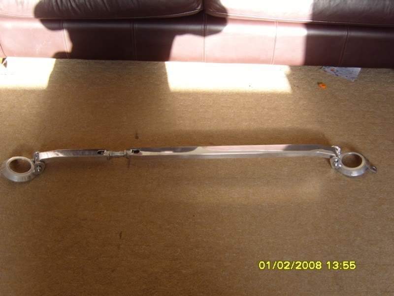 ai126.photobucket.com_albums_p102_jamee1976_astracoupepics2_Raidstrutbrace001800.jpg