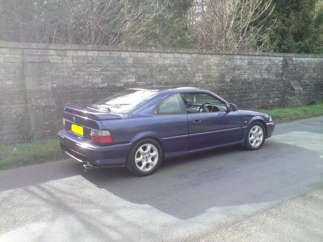 ai32.photobucket.com_albums_d25_violentvectra_Rover220032edited_2.jpg