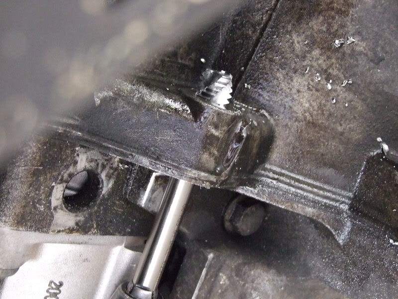 ai3.photobucket.com_albums_y62_johnnyn1973_EngineMountBracketProjectPics010.jpg