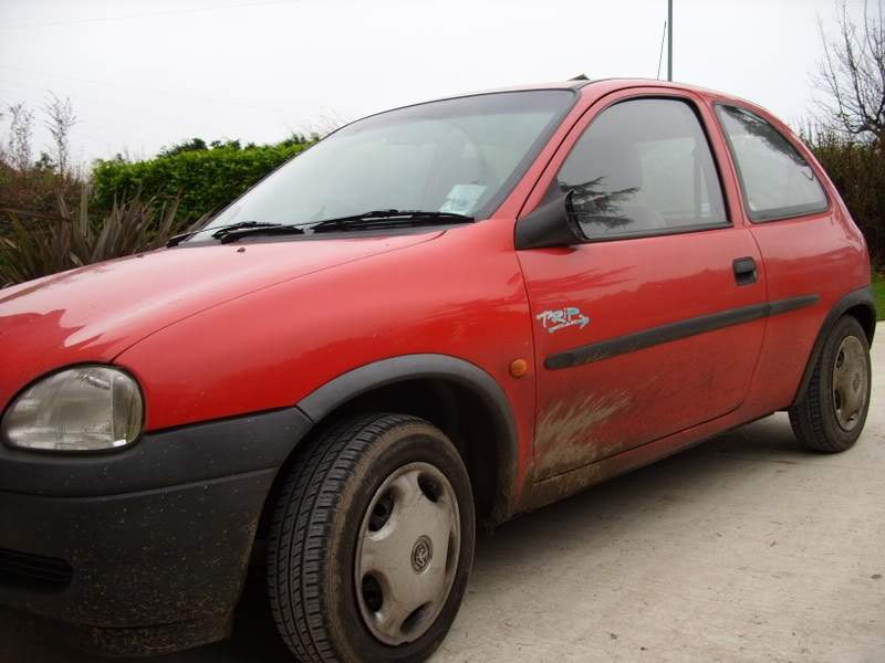 ai31.photobucket.com_albums_c394_Simd_Corsa_2008_SS850330.jpg