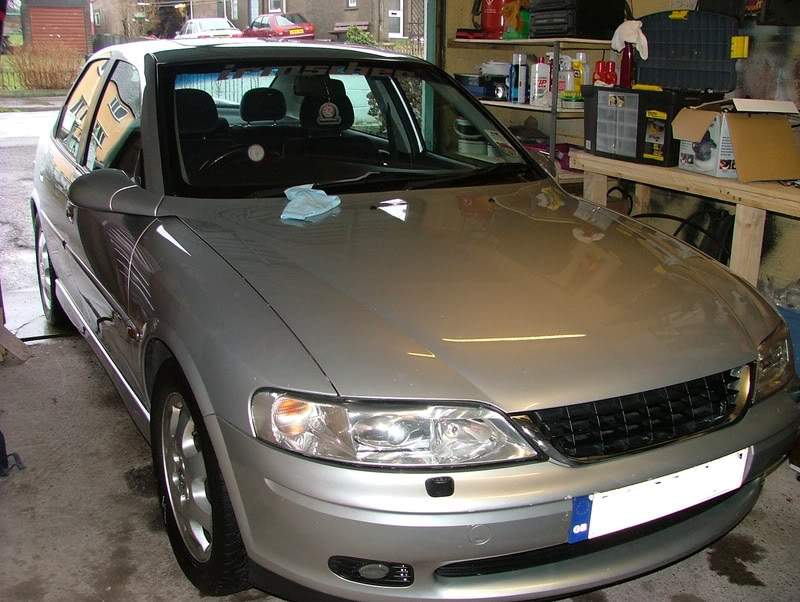 ai8.photobucket.com_albums_a49_Tracy1__Family_20and_20mates_vectra_003_copy.jpg