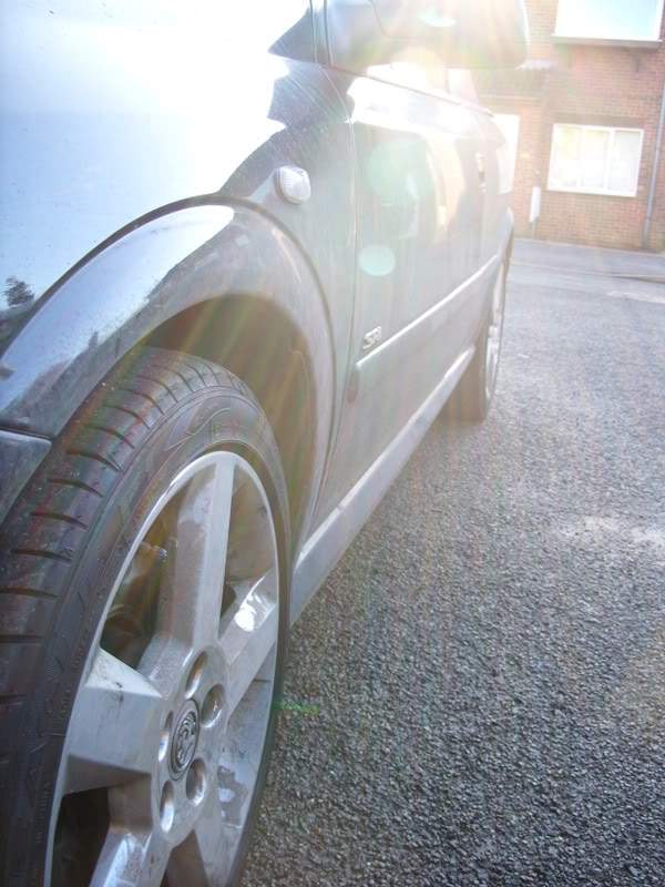 ai31.photobucket.com_albums_c394_Simd_Astra_2009_SS850357.jpg