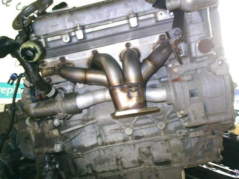ai3.photobucket.com_albums_y67_evilbloke_Vectrainprogress_hammerfitmanifold.jpg