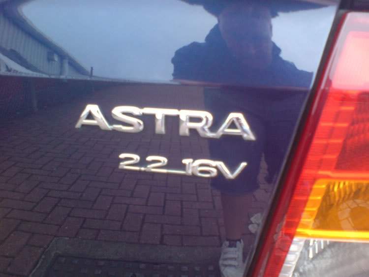 ai38.photobucket.com_albums_e112_alexellson_Astra_20Mk4_New_2.jpg