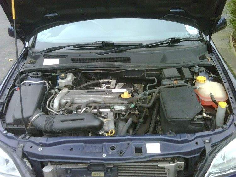 ai38.photobucket.com_albums_e112_alexellson_Astra_20Mk4_Nov_26_4.jpg