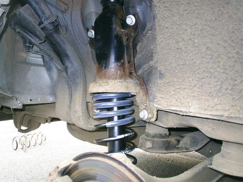 ai3.photobucket.com_albums_y67_evilbloke_Vectrainprogress_rearfitted.jpg