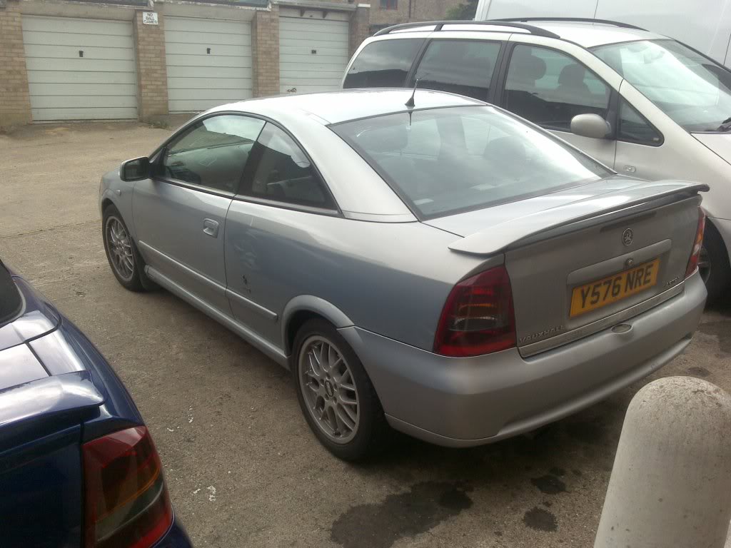 ai78.photobucket.com_albums_j86_vec22cd_shells_20coupe_Amsterdam356.jpg