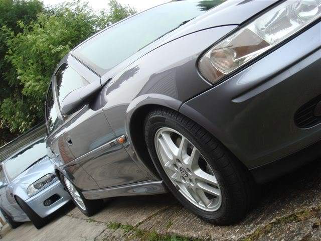 ai45.photobucket.com_albums_f99_MarkGolf_vectra_DSC00050.jpg