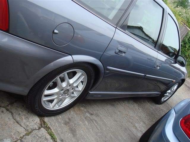 ai45.photobucket.com_albums_f99_MarkGolf_vectra_DSC00072.jpg