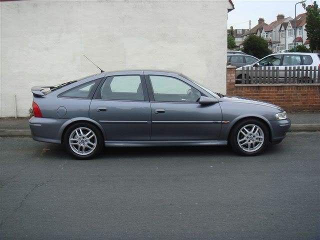 ai45.photobucket.com_albums_f99_MarkGolf_vectra_DSC00062.jpg
