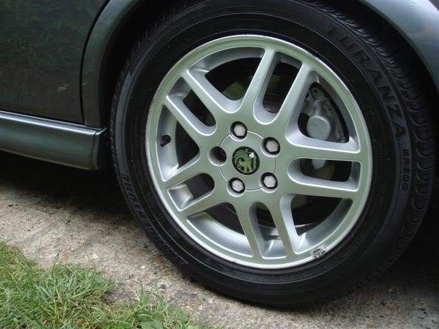 ai45.photobucket.com_albums_f99_MarkGolf_vectra_DSC00025.jpg