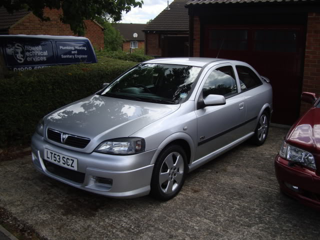 ai470.photobucket.com_albums_rr70_anda_d_Astra_Astra013.jpg