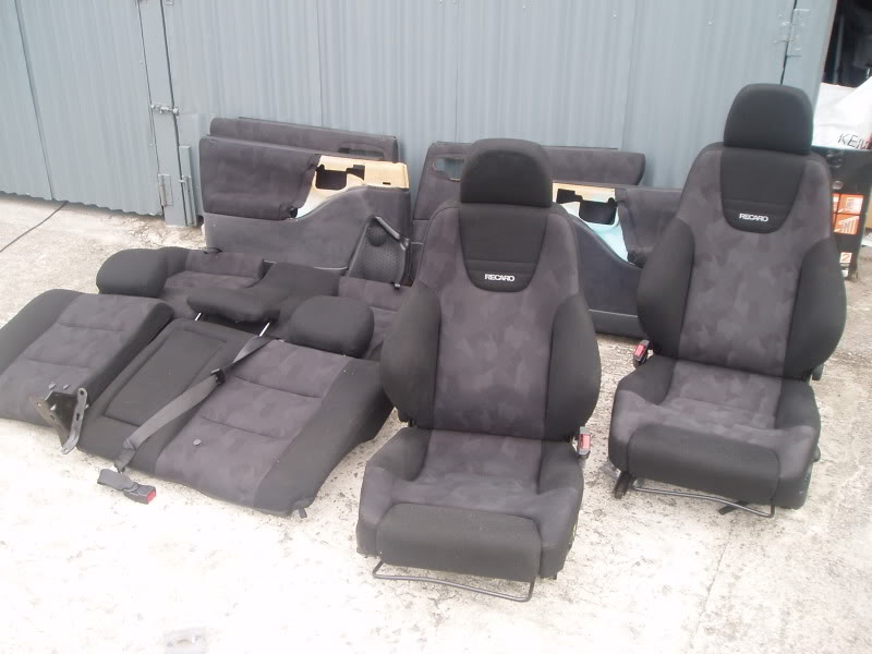 ai3.photobucket.com_albums_y62_johnnyn1973_seats001.jpg