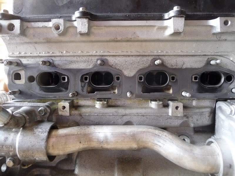 ai211.photobucket.com_albums_bb157_techieboy_vx_new_20engine_20build_P1010095_80.jpg