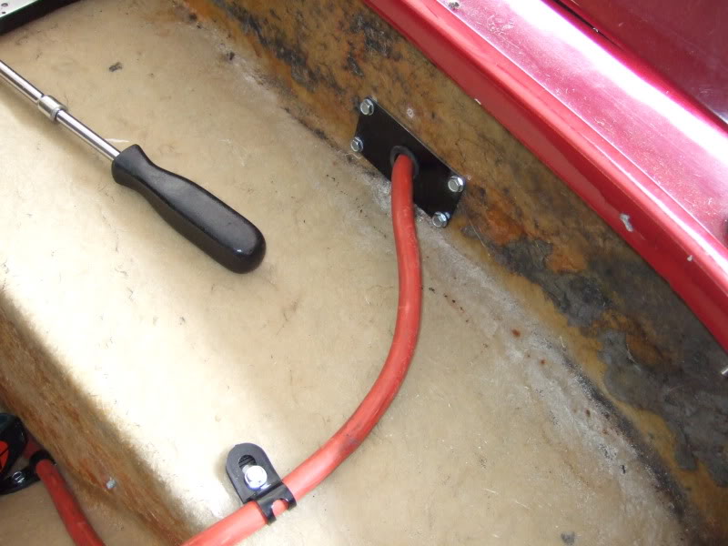 ai9.photobucket.com_albums_a88_pauluspaolo_07Rearbulkhead.jpg