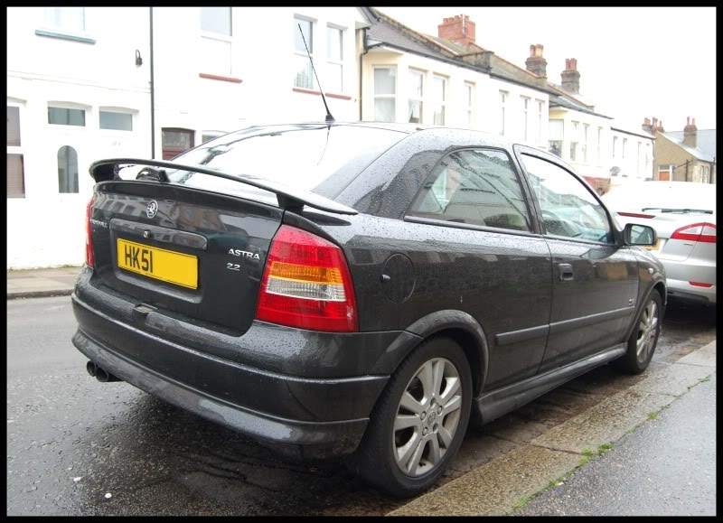 aimg.photobucket.com_albums_v23_silentstu_Astra_rear1.jpg
