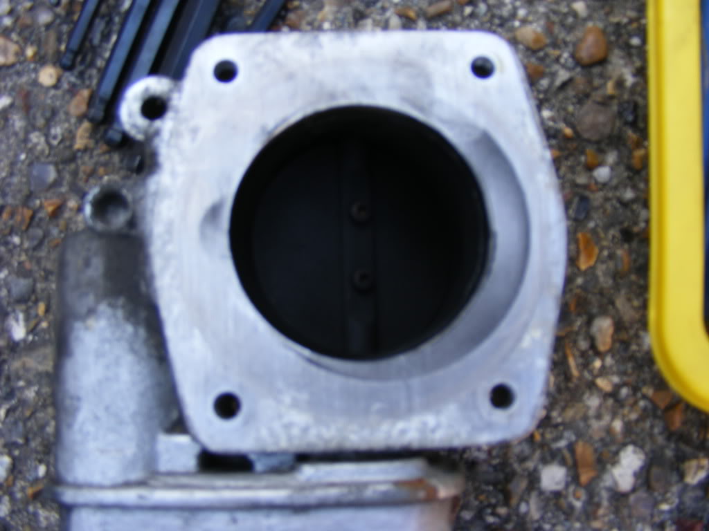 ai838.photobucket.com_albums_zz301_poundy_actuator_20change_no1.jpg