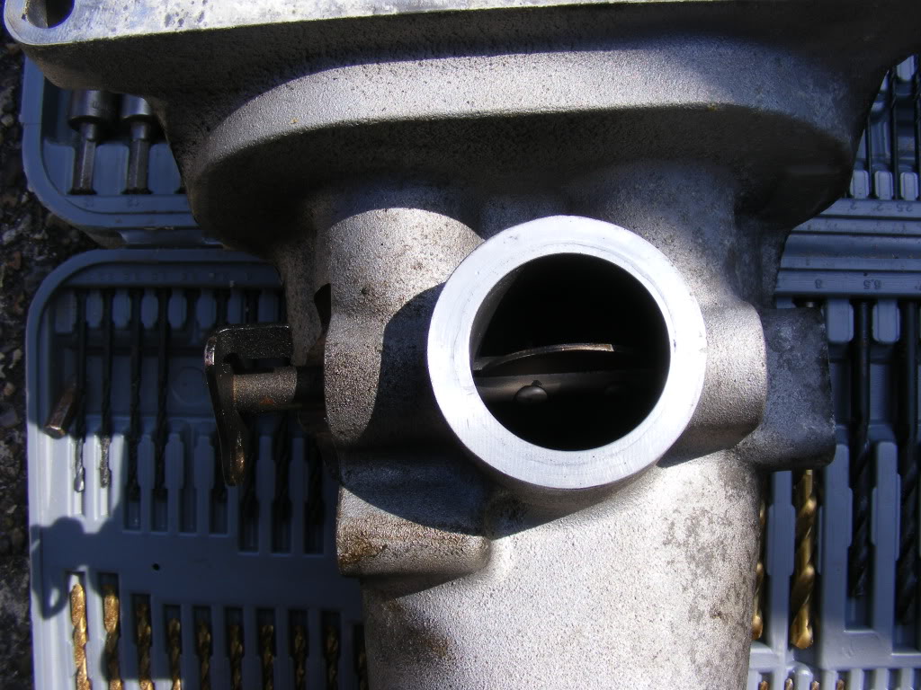 ai838.photobucket.com_albums_zz301_poundy_actuator_20change_no8.jpg