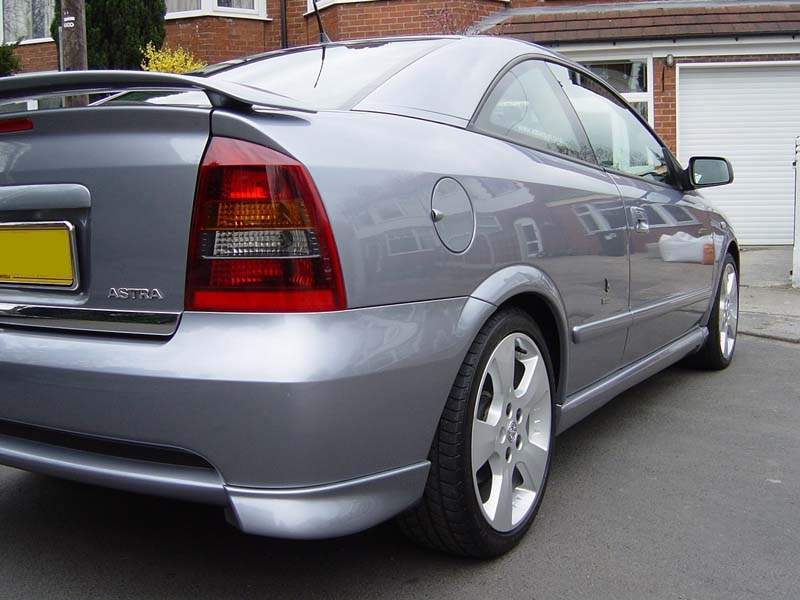 ahomepage.ntlworld.com_w.marsland1_LightningWeb_MyCoupePics_images_Rear_20Extens.jpg