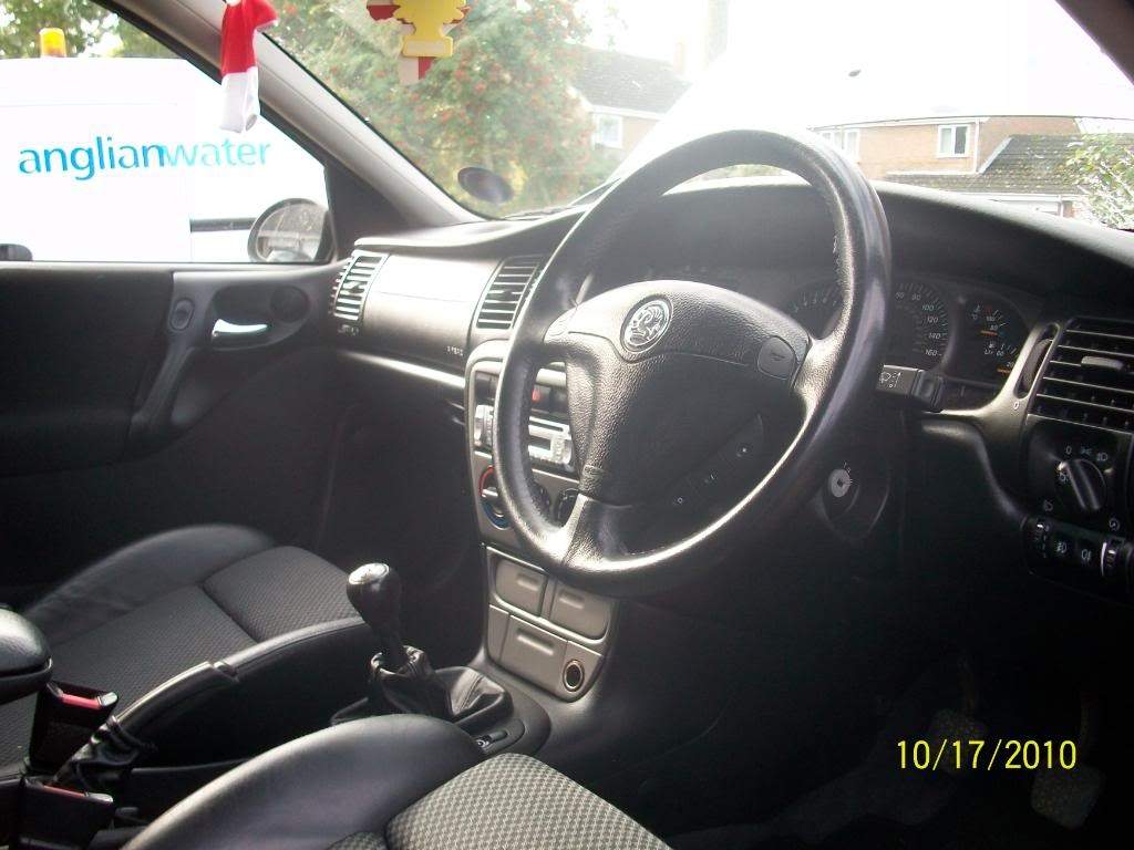 ai1181.photobucket.com_albums_x434_simon098_vectra_100_0394.jpg