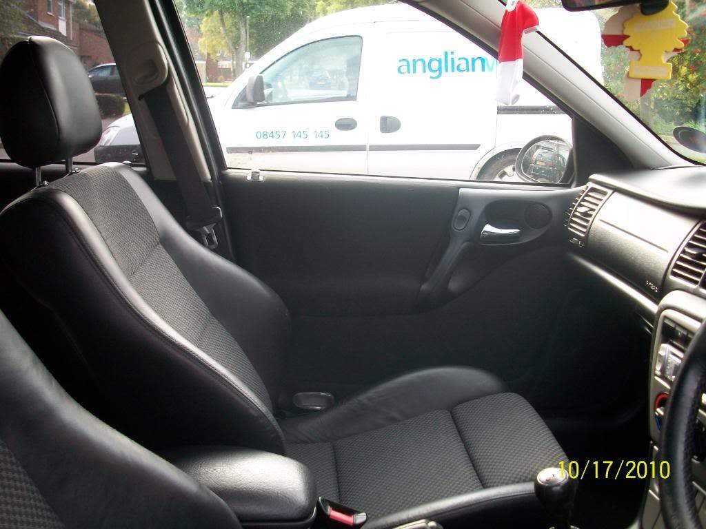 ai1181.photobucket.com_albums_x434_simon098_vectra_100_0395.jpg