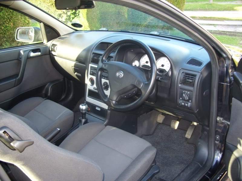 ai31.photobucket.com_albums_c394_Simd_Astra_20feb_202011_SS850113.jpg