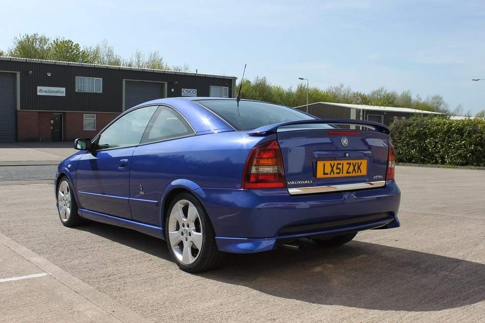 ai203.photobucket.com_albums_aa28_cavalier_cdx_astra_20coupe_IMG_0678.jpg