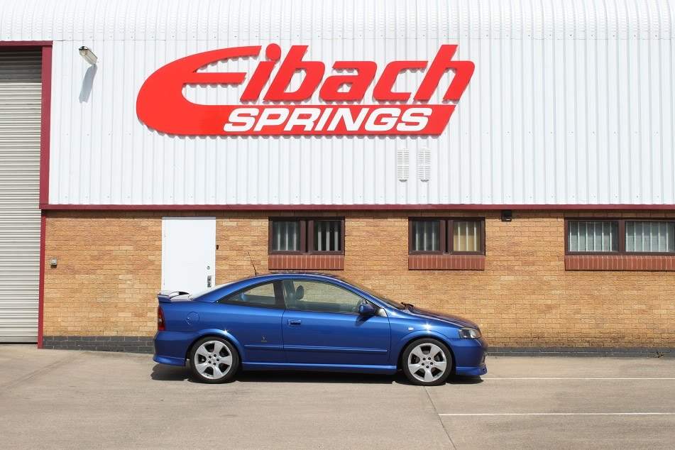 ai203.photobucket.com_albums_aa28_cavalier_cdx_astra_20coupe_IMG_0703.jpg