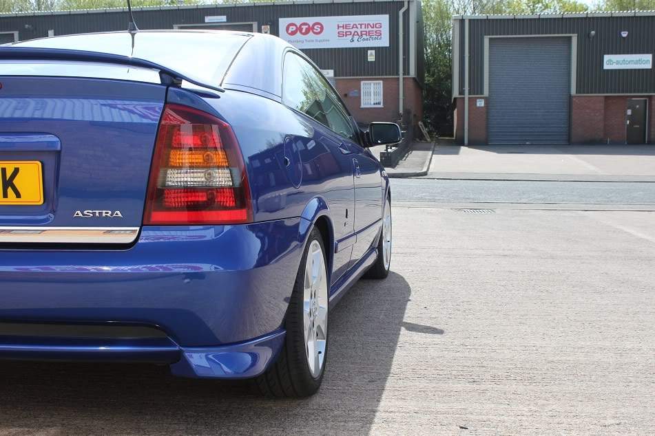 ai203.photobucket.com_albums_aa28_cavalier_cdx_astra_20coupe_IMG_0681.jpg