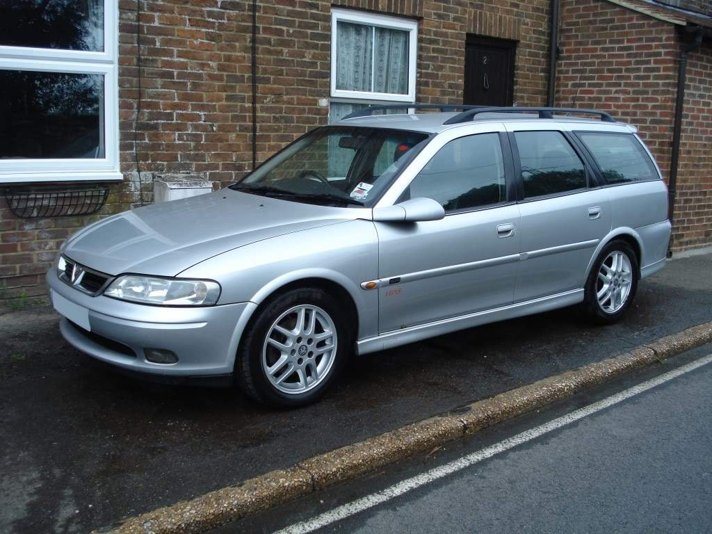 ai1135.photobucket.com_albums_m624_crowej1_Project_20Vectra_203b2701a19a5e8d6140.jpg