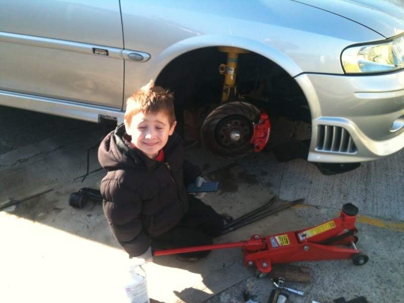 ai3.photobucket.com_albums_y62_johnnyn1973_001018.jpg