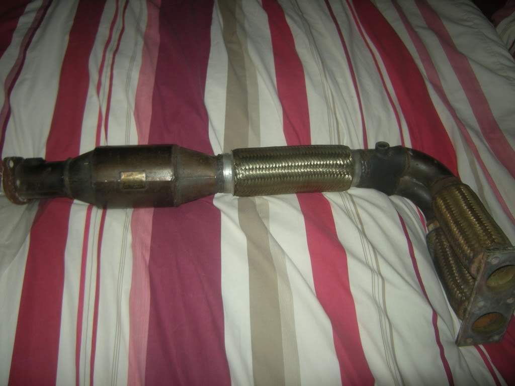 ai293.photobucket.com_albums_mm47_jaycalellvic_supercharger_004.jpg