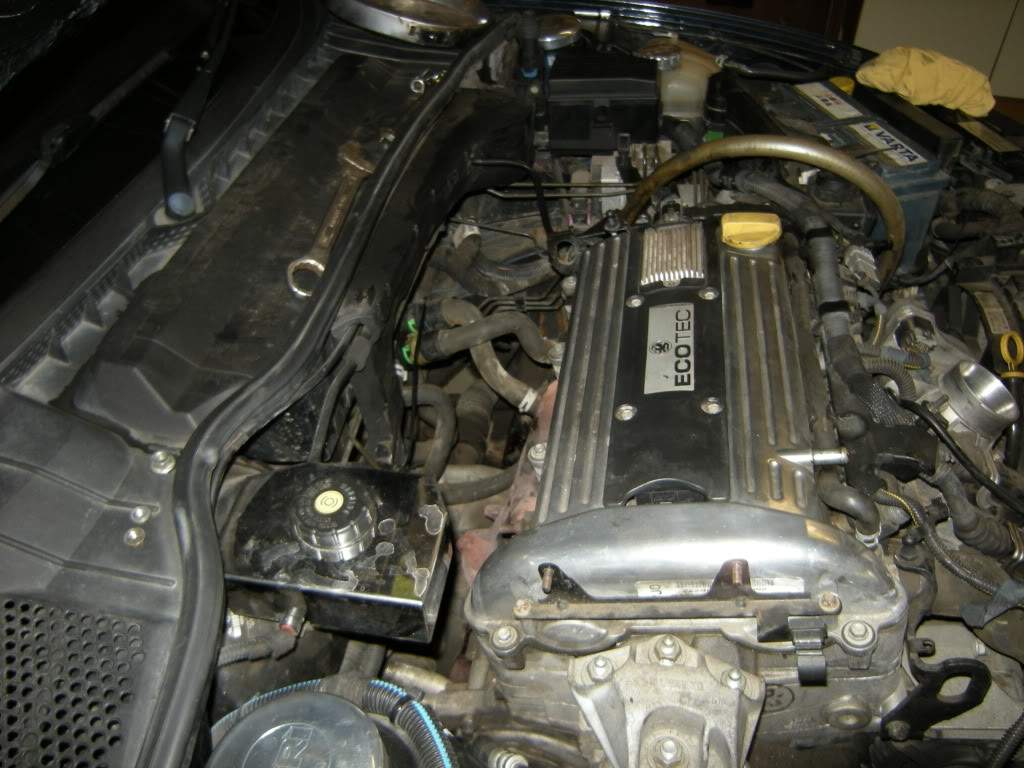 ai293.photobucket.com_albums_mm47_jaycalellvic_supercharger_DSCN3380.jpg