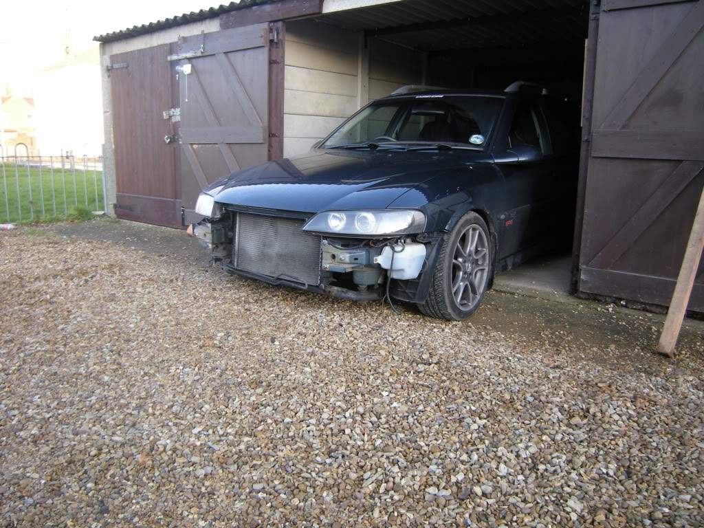 ai293.photobucket.com_albums_mm47_jaycalellvic_supercharger_DSCN3426.jpg