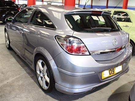 ai1049.photobucket.com_albums_s397_Paulwryding_Astra_20VVT_Astra182a.jpg